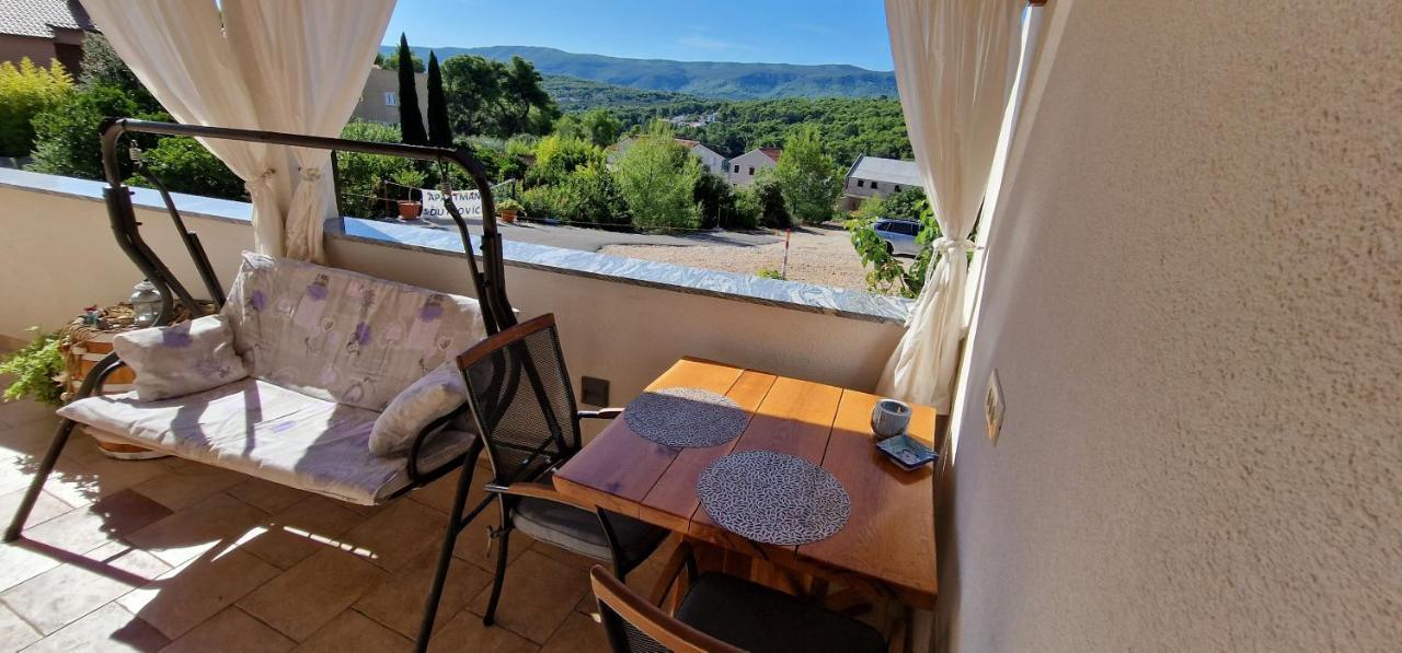 Apartmani Dutkovic Vrboska Luaran gambar