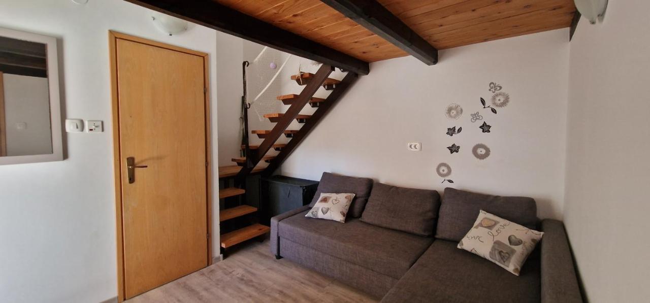 Apartmani Dutkovic Vrboska Luaran gambar