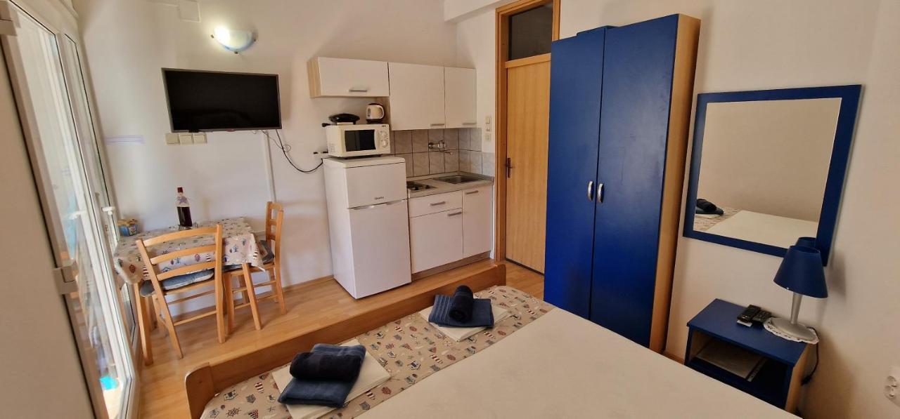 Apartmani Dutkovic Vrboska Luaran gambar