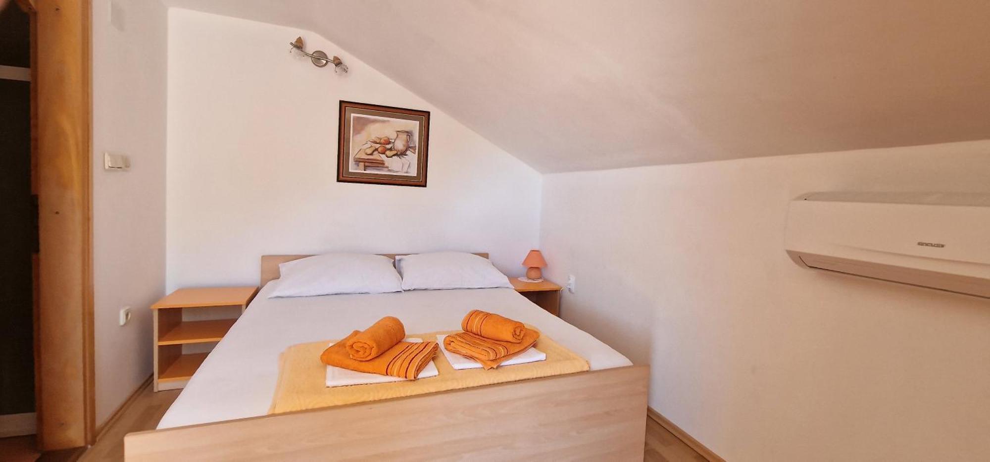 Apartmani Dutkovic Vrboska Luaran gambar