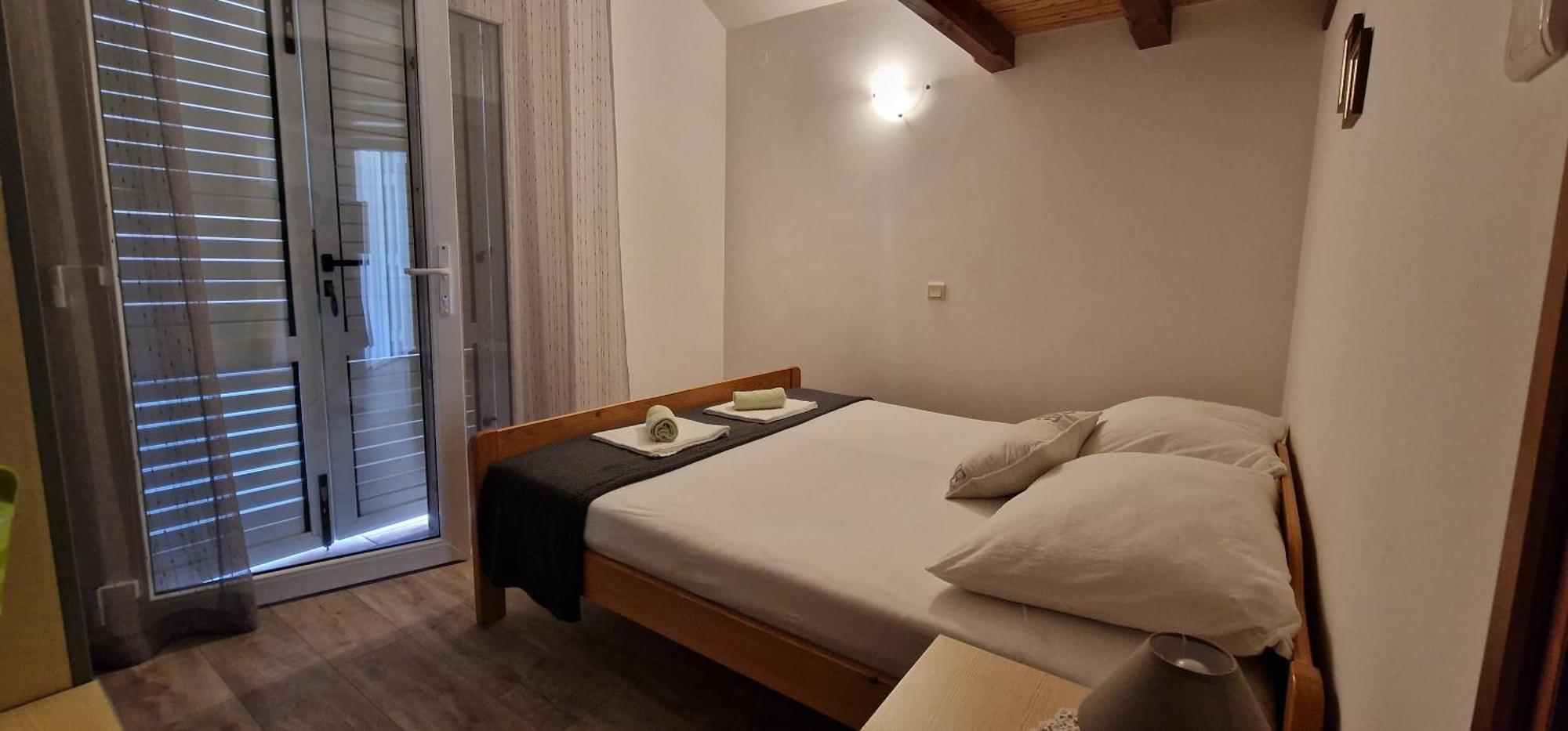 Apartmani Dutkovic Vrboska Luaran gambar