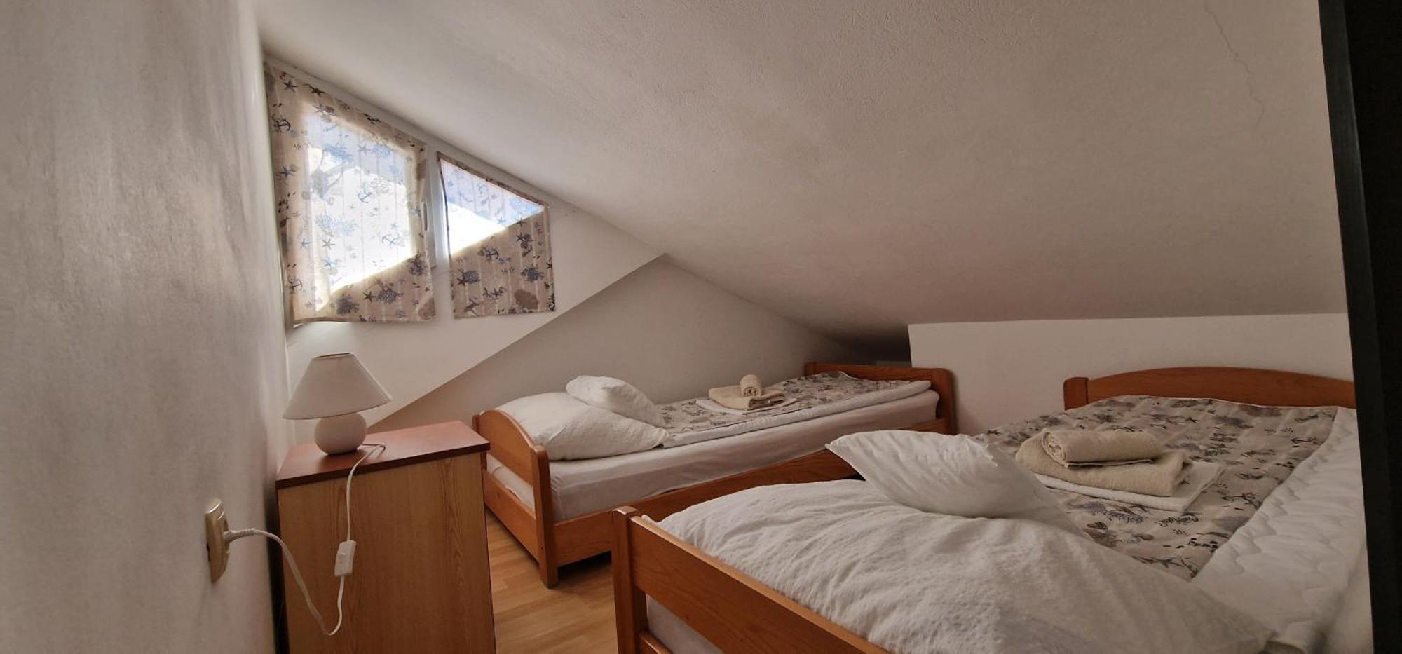 Apartmani Dutkovic Vrboska Luaran gambar